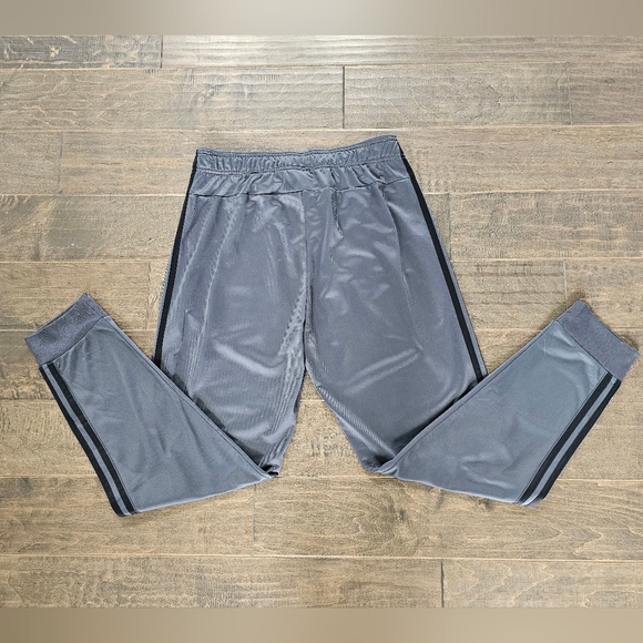 Adidas Charcoal Grey Men's Joggers with Black Side Stripes Sz Medium - Picture 8 of 8